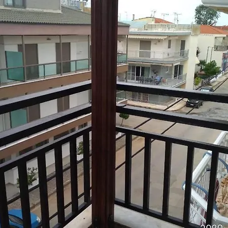 Vila Asimenia דירה